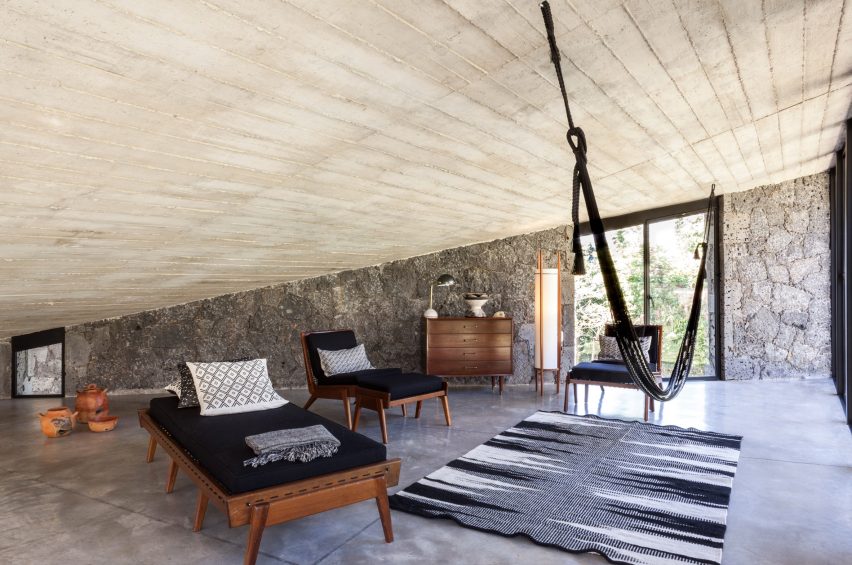 MA House by Cadaval Sola Morales