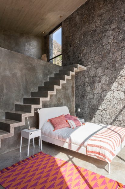 MA House by Cadaval Sola Morales