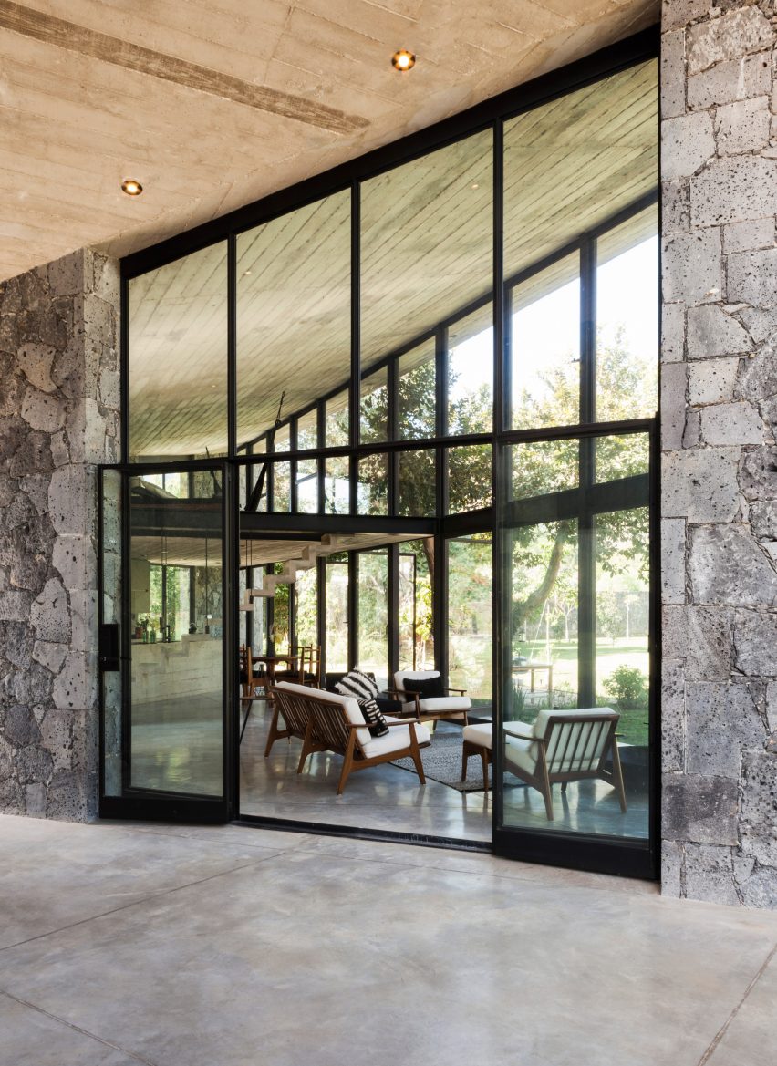 MA House by Cadaval Sola Morales