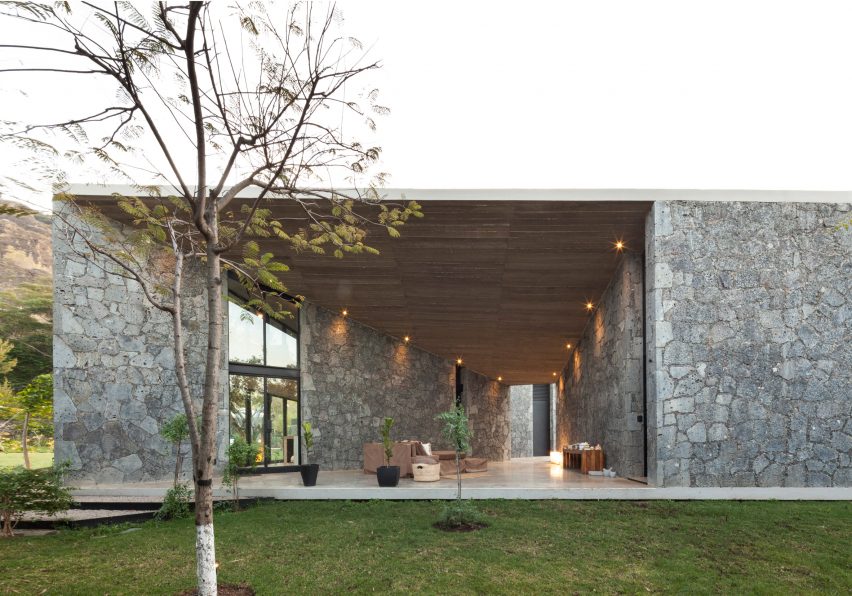MA House by Cadaval Sola Morales