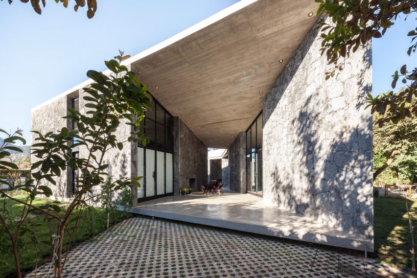 MA House by Cadaval Sola Morales