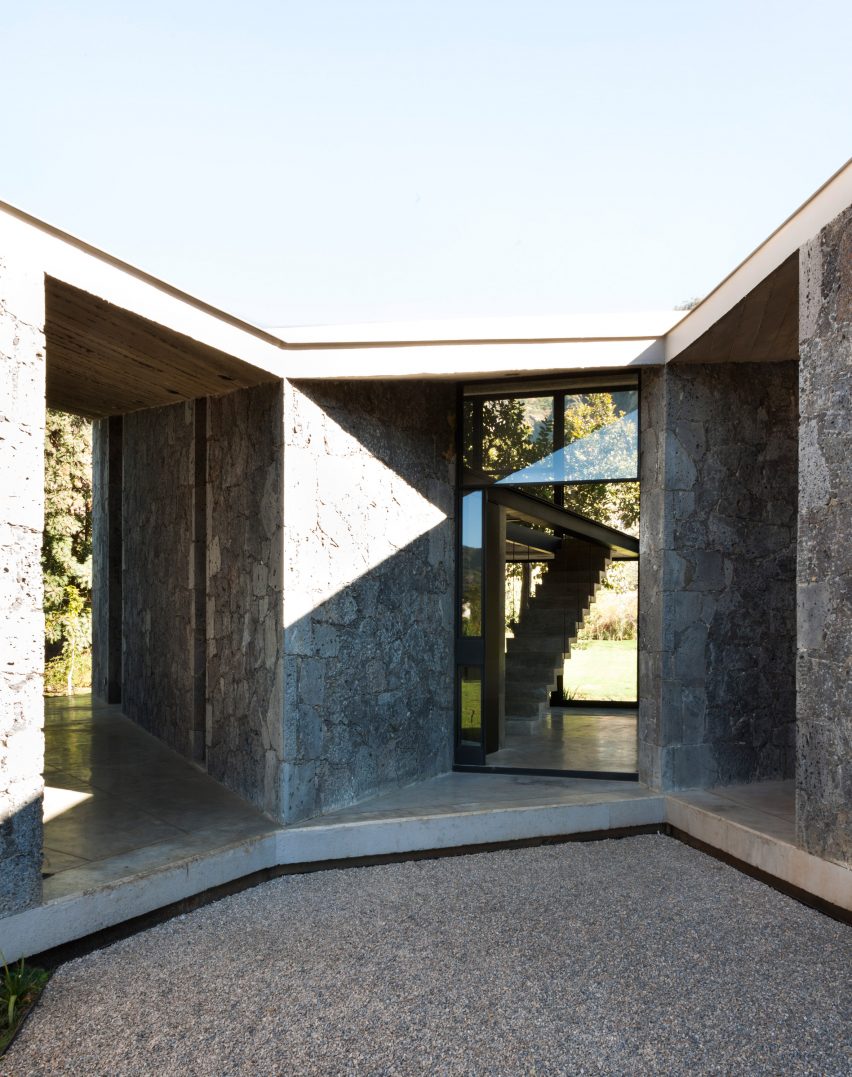 MA House by Cadaval Sola Morales
