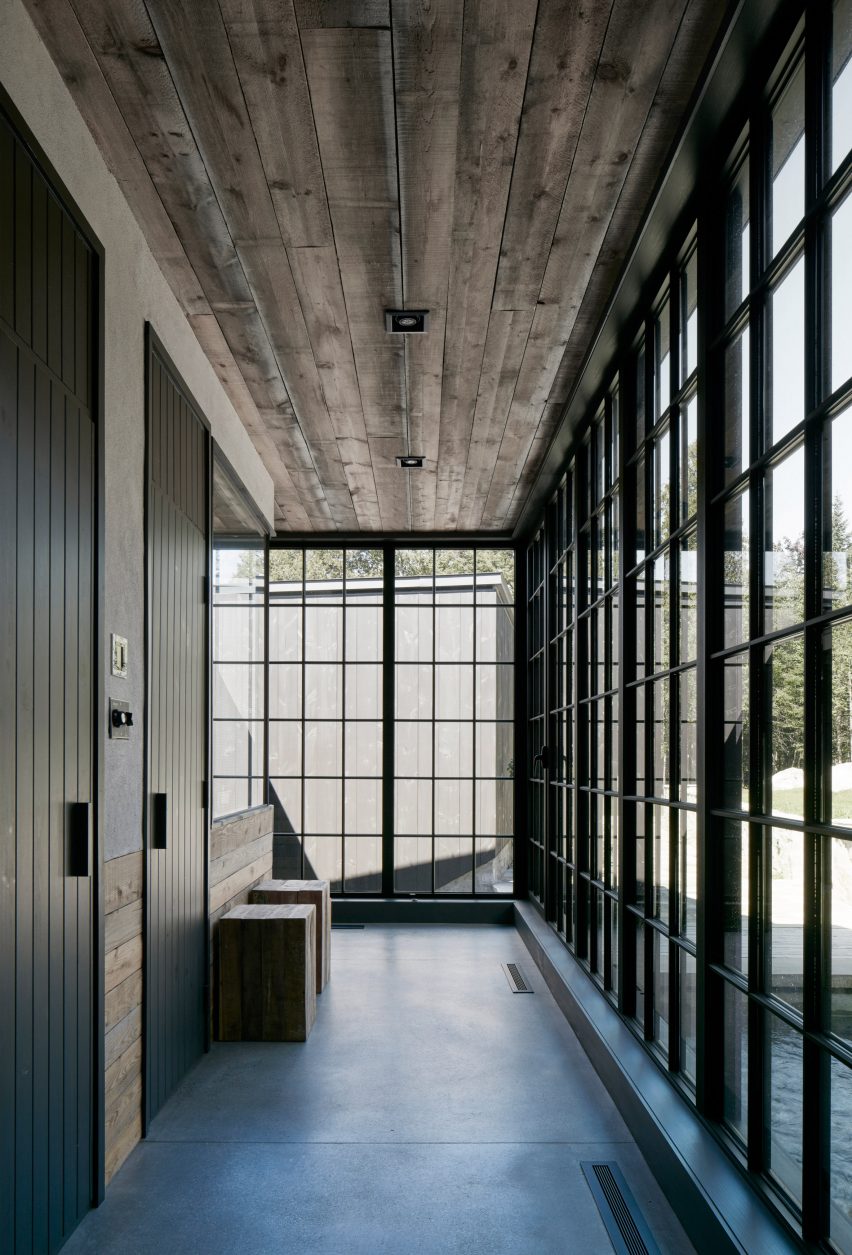 MG2 by Alain Carle Architecte
