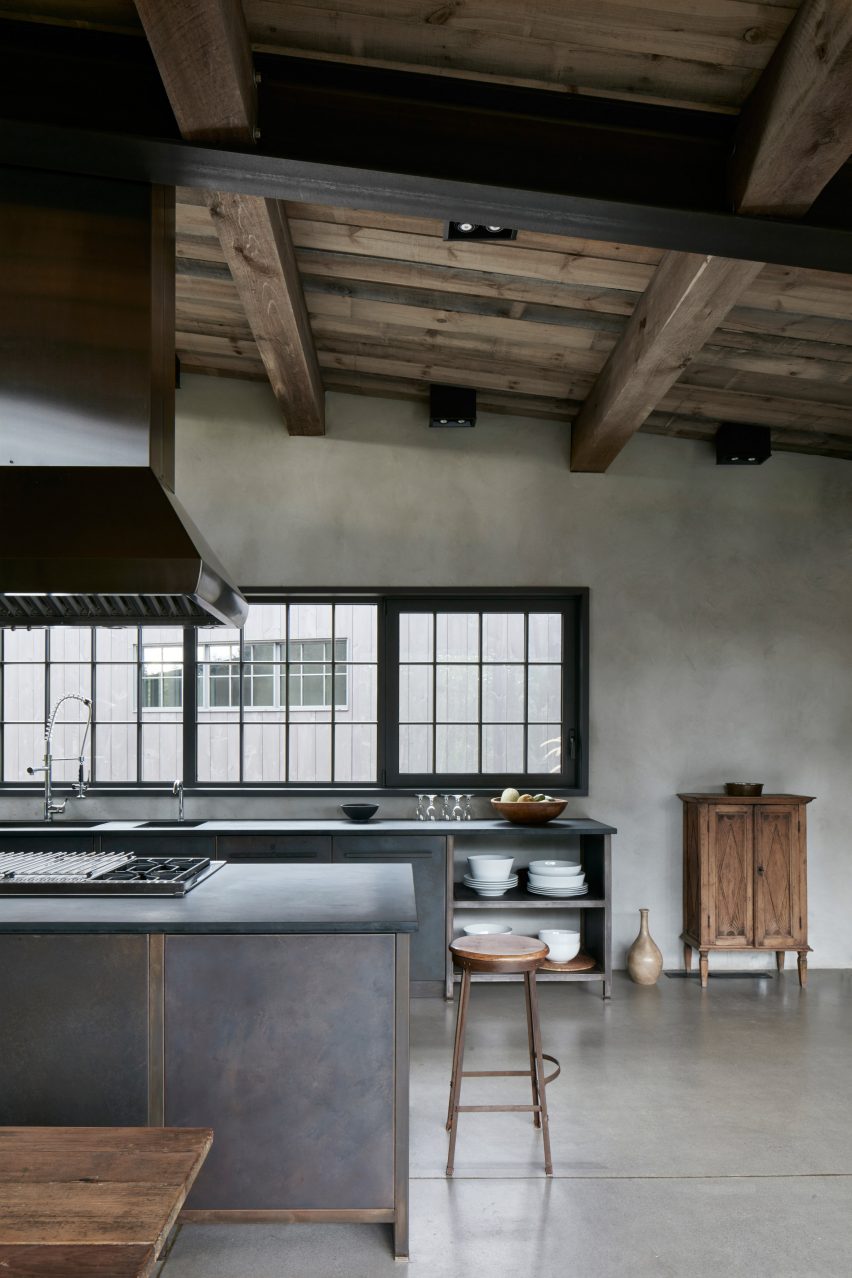 MG2 by Alain Carle Architecte