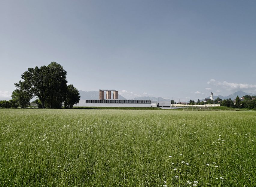 Motorway Maintenance Centre Salzburg by Marte.Marte Architects