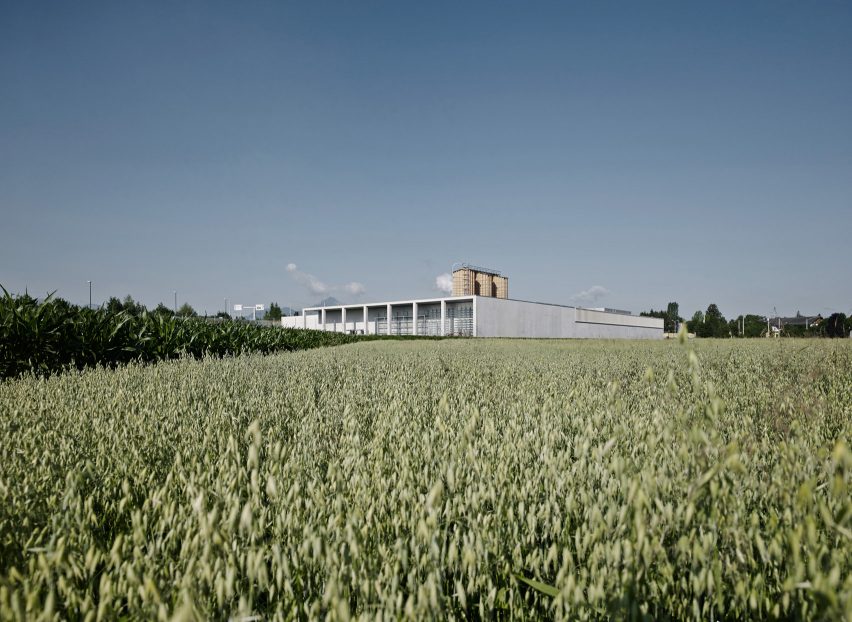 Motorway Maintenance Centre Salzburg by Marte.Marte Architects