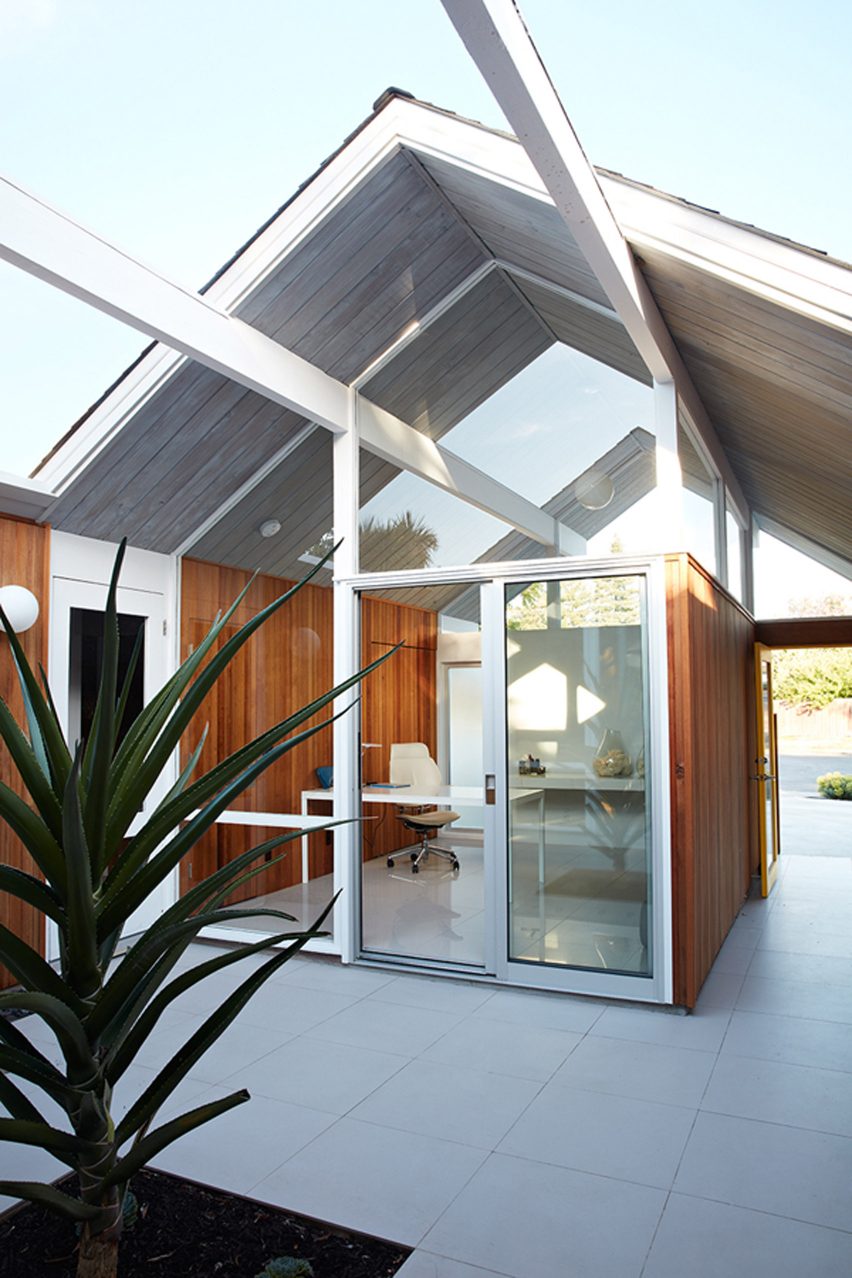 Mountain View Double Gable Eichler Remodel by Klopf Architecture