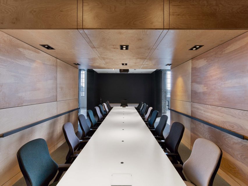 MullenLowe offices by TPG Architecture