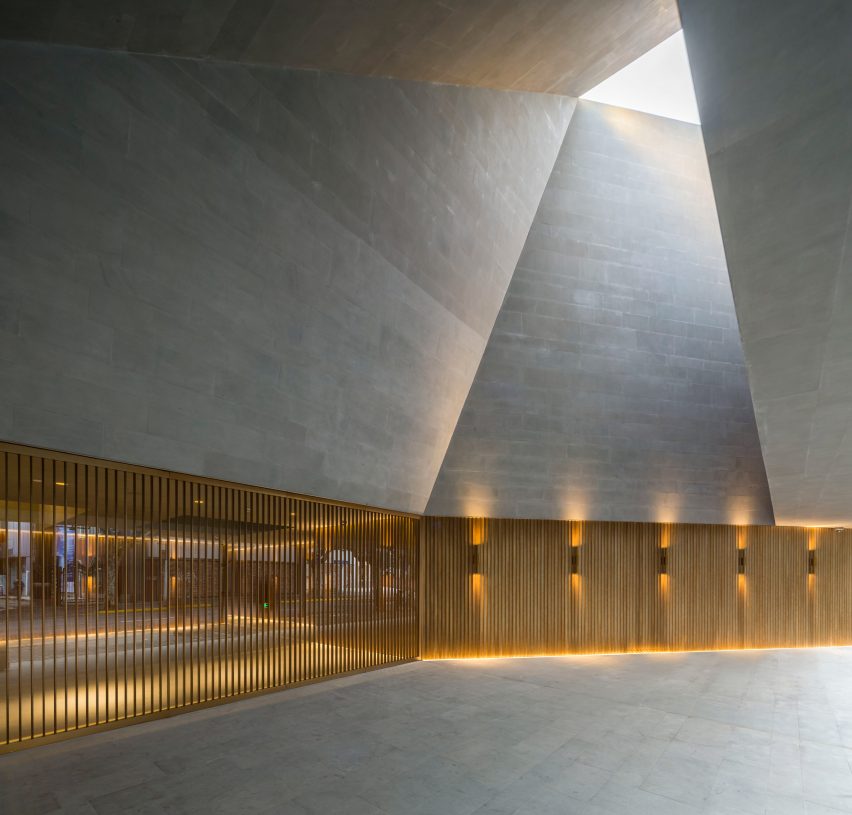 Shanghai Theatre by Neri&Hu