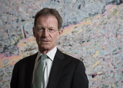 Nicholas Serota steps down as director of the Tate Modern