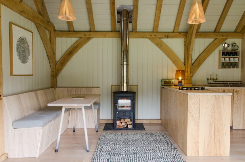 Oak cabin by out the valley