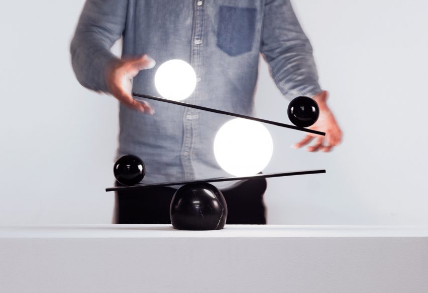 Oblure / Balance by Victor Castanera