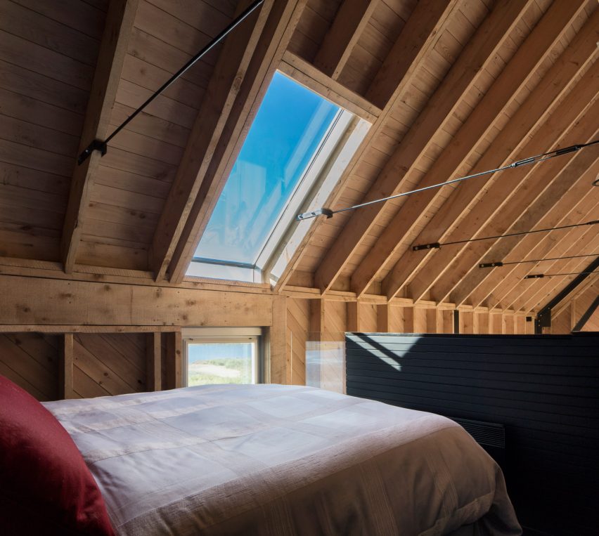 Point House by MacKay-Lyons Sweetapple