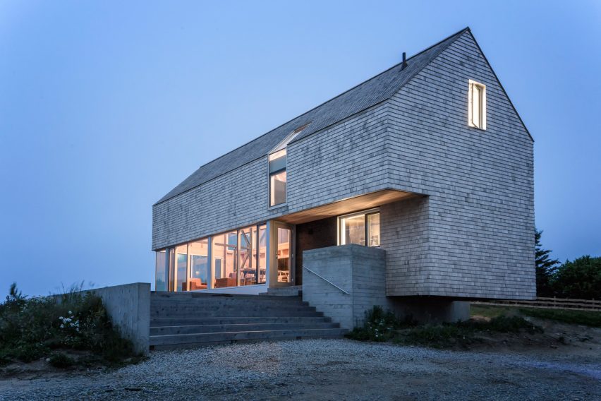 Point House by MacKay-Lyons Sweetapple