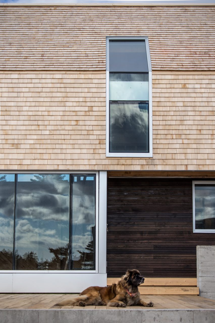 Point House by MacKay-Lyons Sweetapple