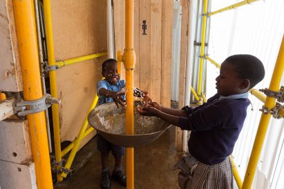 selgas-cano-second-home-project-in-kibera-rohan-silva_dezeen_2364_col_28
