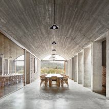 Tunnel links half-buried winery building in Girona with owner’s house