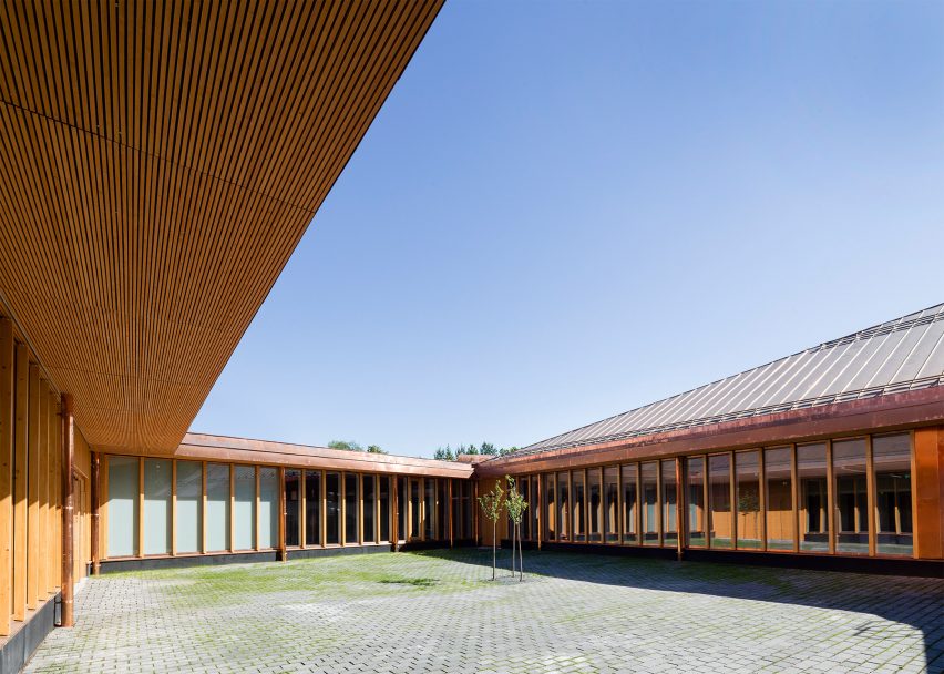 Suvela Chapel by OOPEAA