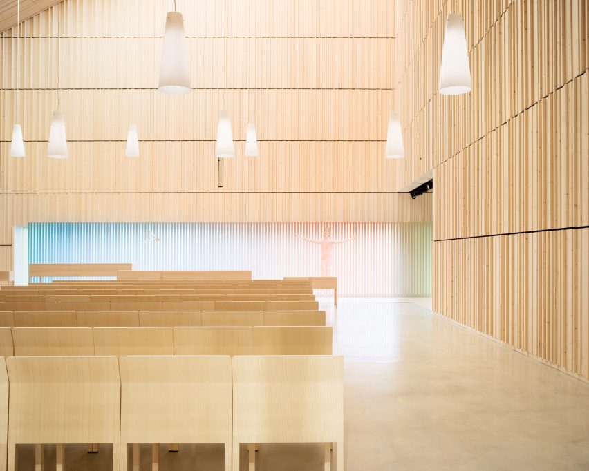 Suvela Chapel by OOPEAA