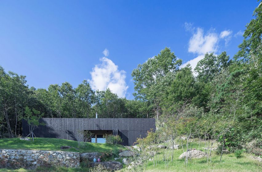 Tilt Roof House BCHO Architects