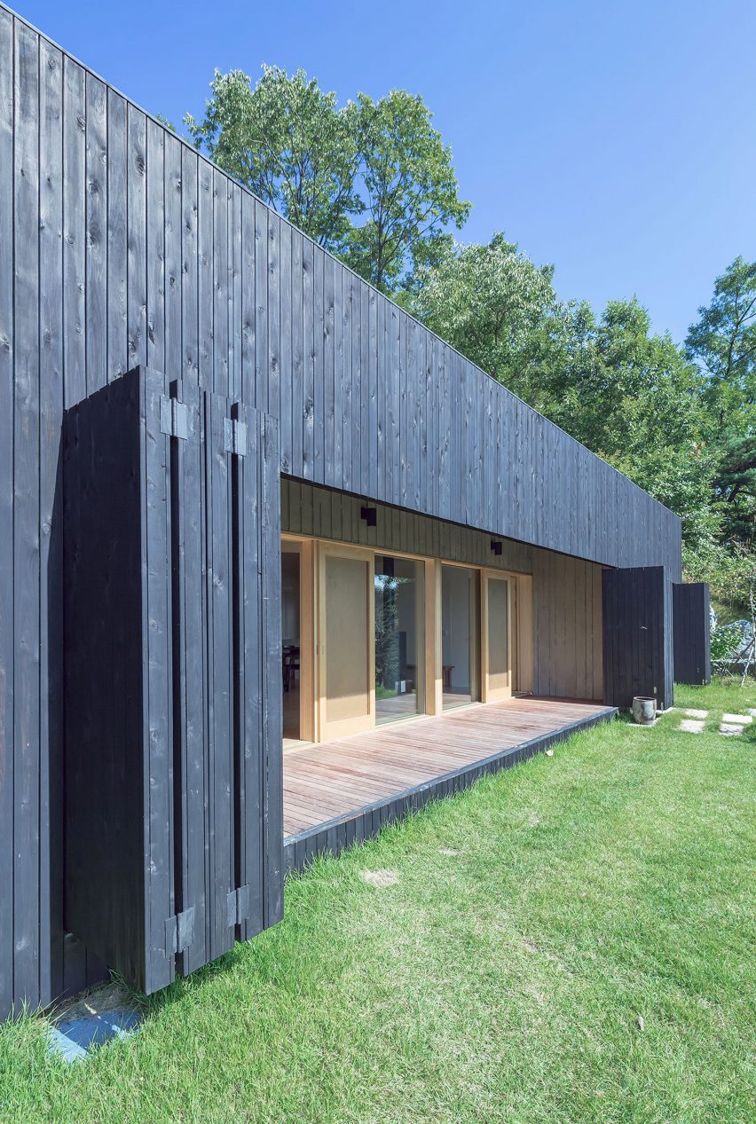 Tilt Roof House BCHO Architects