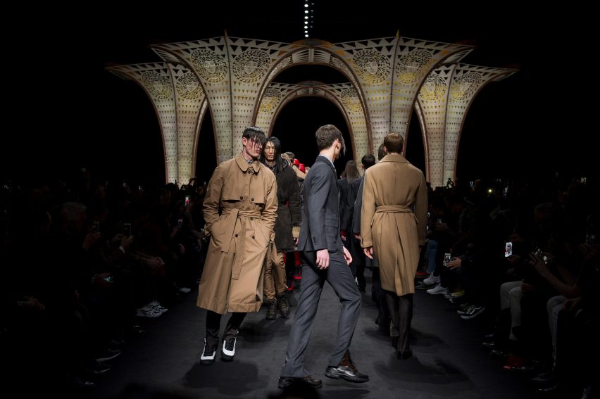 Versace X Hylemo show