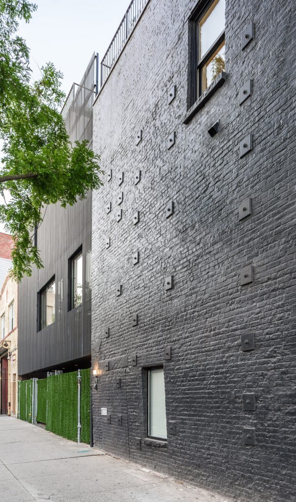 Wythe Corner House by Young Projects