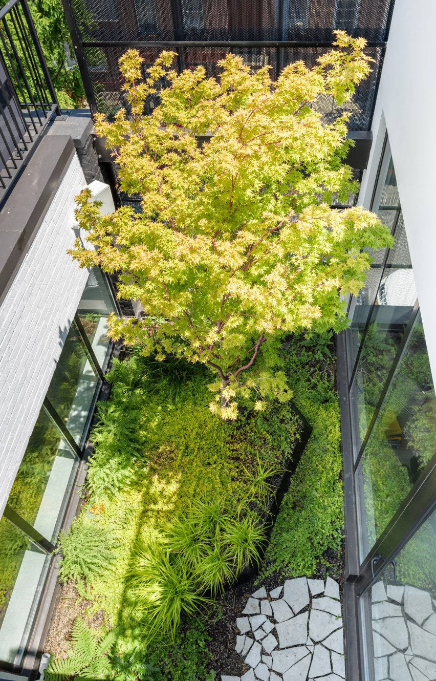 Wythe Corner House by Young Projects