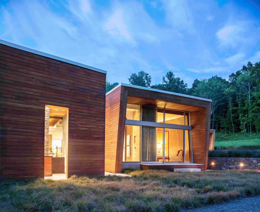 Taghkanic House by Hariri & Hariri -exterior night view