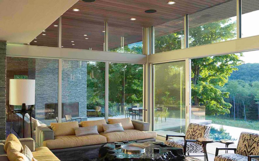 Taghkanic House by Hariri & Hariri - living room