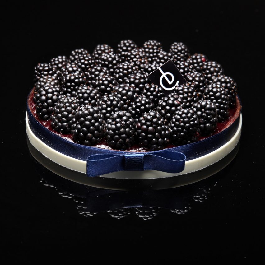 Architectural Cakes by Dinara Kasko