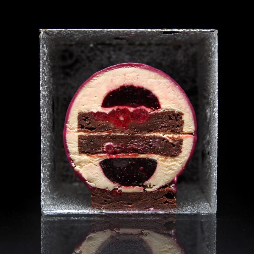 Architectural Cakes by Dinara Kasko