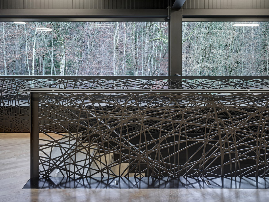Badminton Hall Langnau by Jan Henrik Hansen Architects