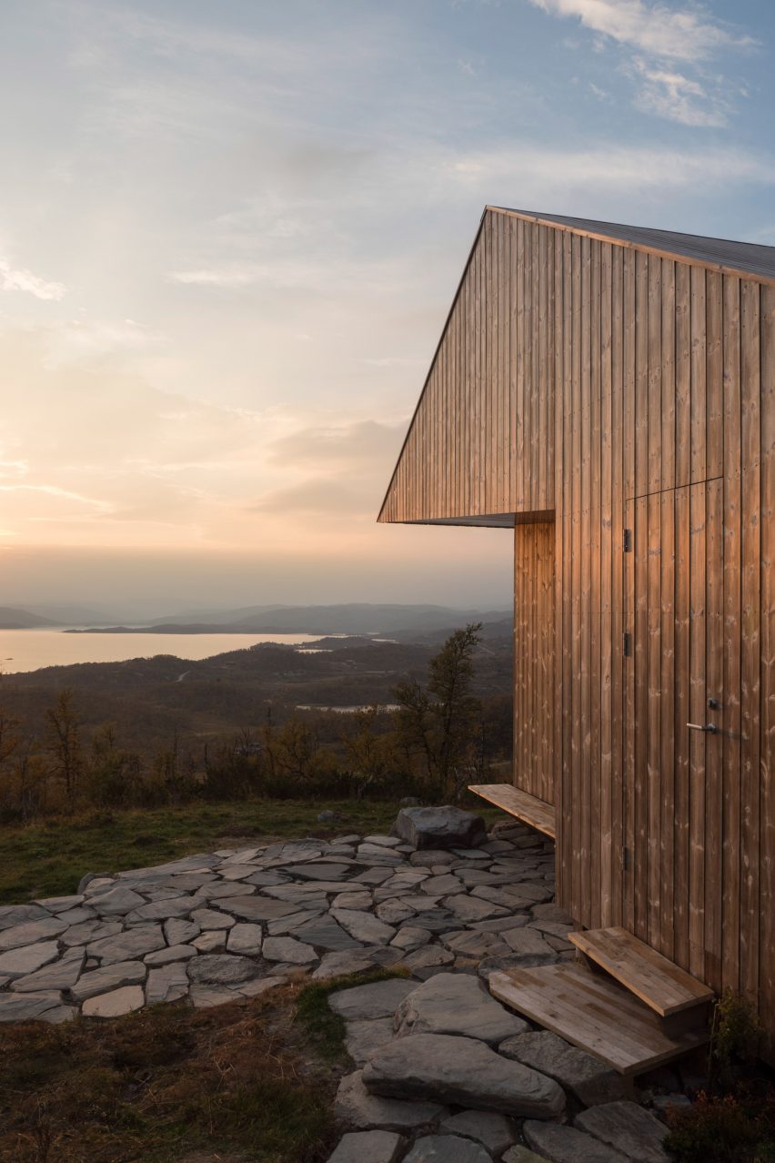 Cabin by Jon Danielsen Aarhus