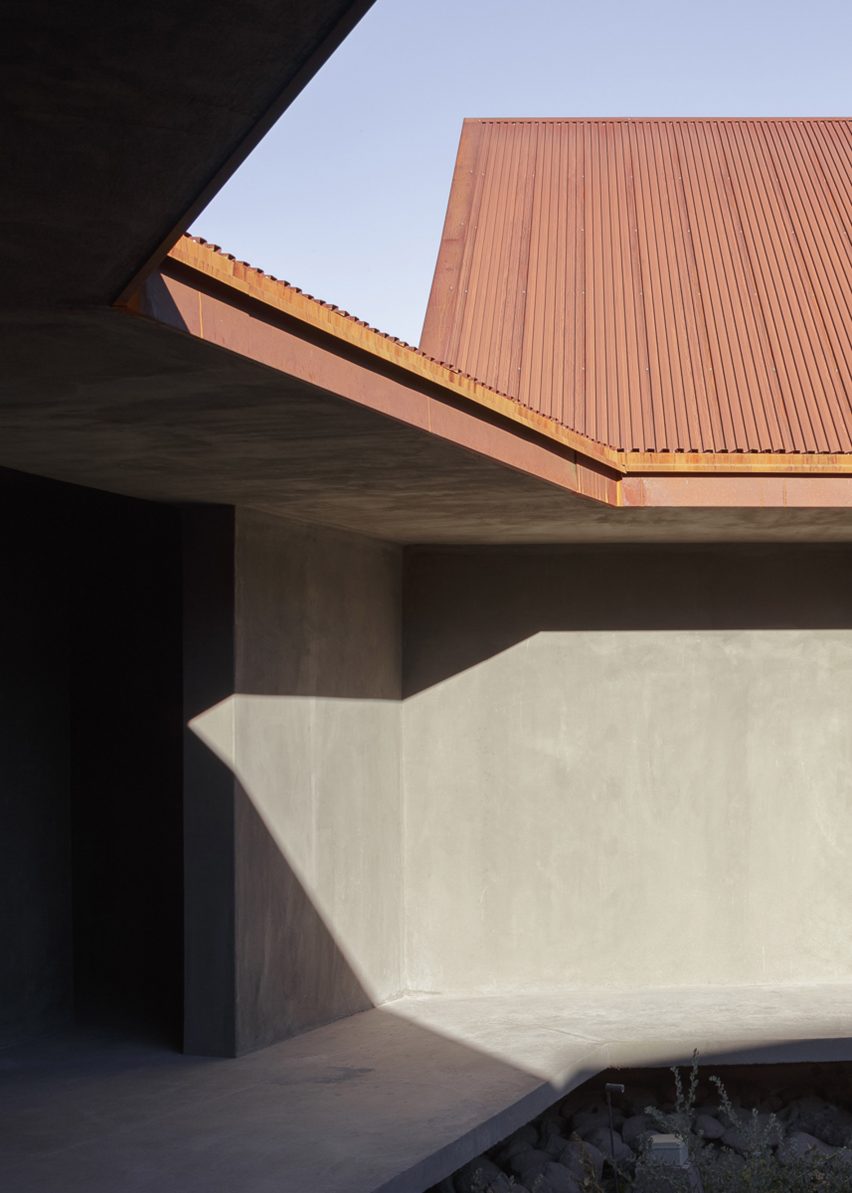Center of Interpretation of the Desert by Emilio Marín and Juan Carlos López