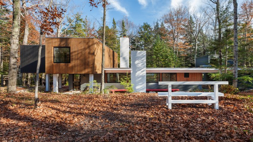 Salmela builds Wisconsin residence in four separate phases over time