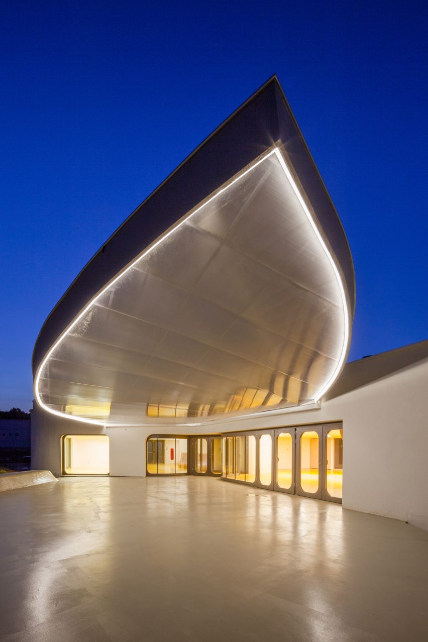 Clubhouse by Paul Le Quernec