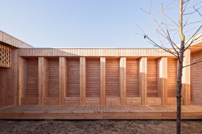 Community Centre in the Refugee Camp Spinelli Mannheim, Germany by Design build