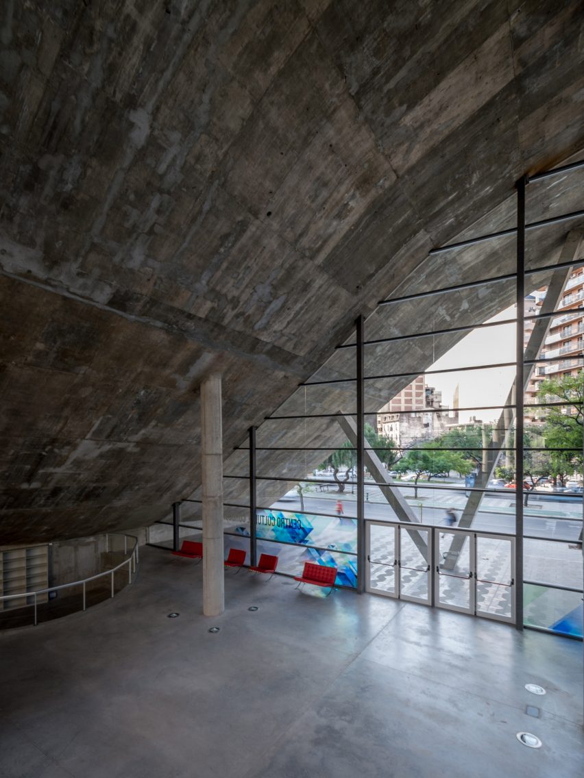 Córdoba Province Interpretation Centre by Architect Andrés Caparroz