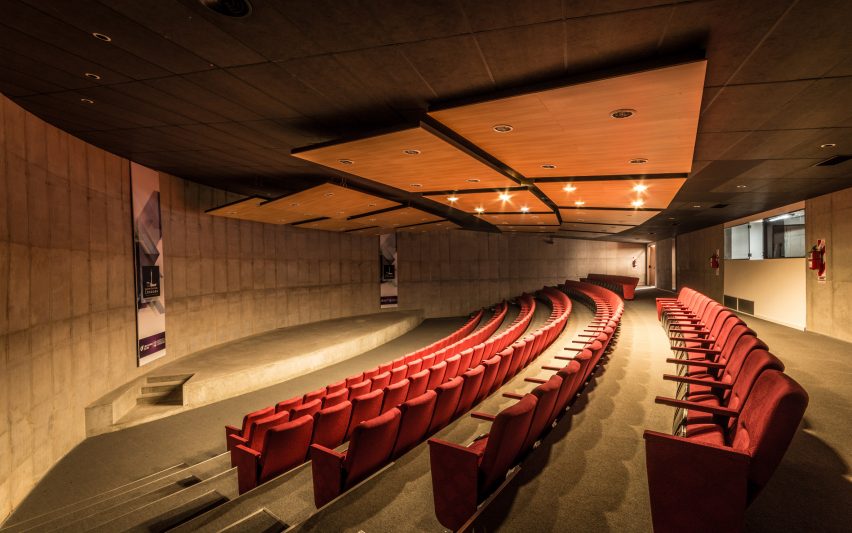 Córdoba Province Interpretation Centre by Architect Andrés Caparroz