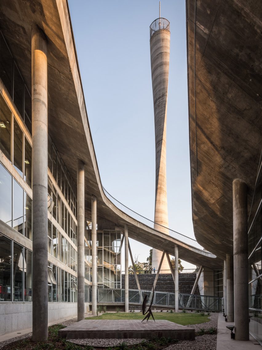 Córdoba Province Interpretation Centre by Architect Andrés Caparroz