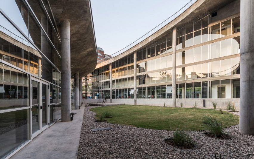 Córdoba Province Interpretation Centre by Architect Andrés Caparroz