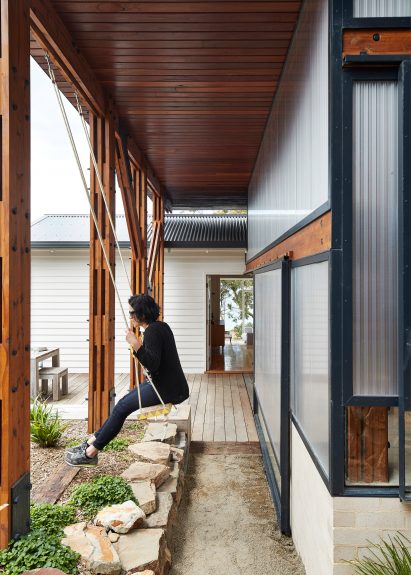 Dorman House in Lorne by Austin Maynard Architects