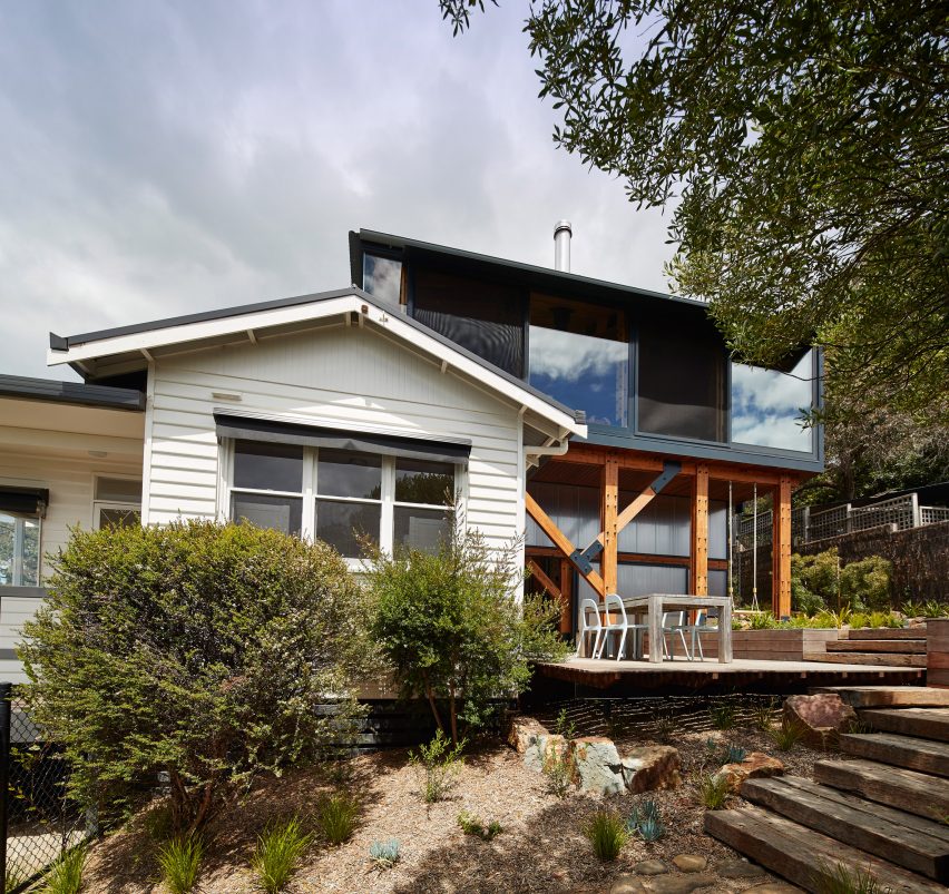 Dorman House in Lorne by Austin Maynard Architects