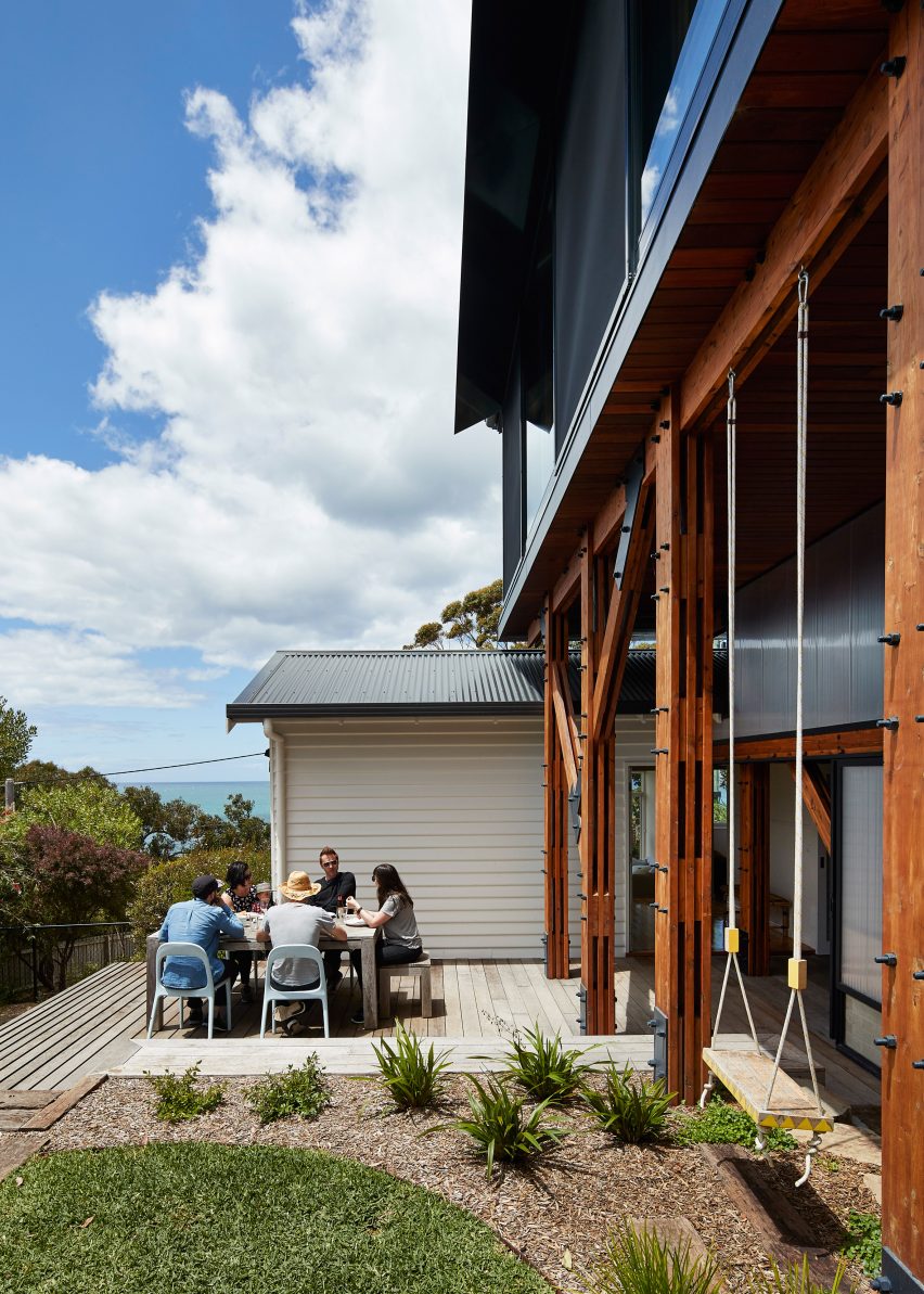 Dorman House in Lorne by Austin Maynard Architects