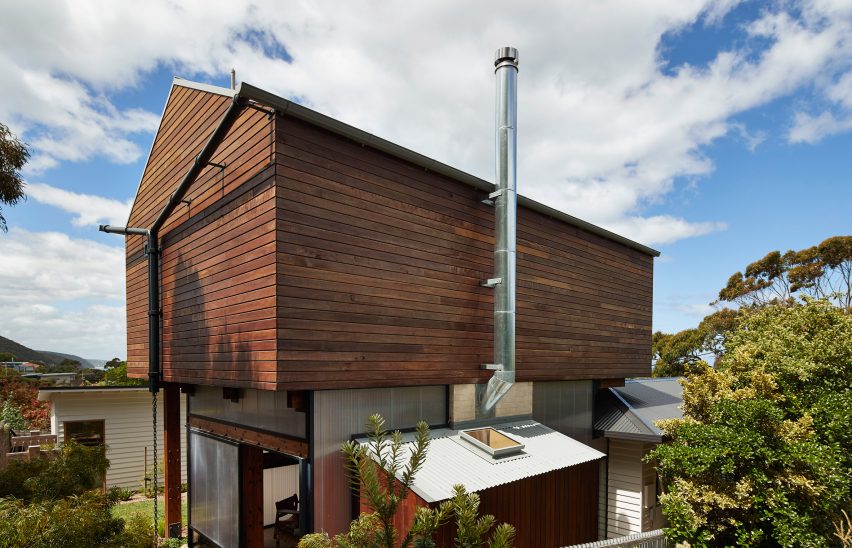Dorman House in Lorne by Austin Maynard Architects