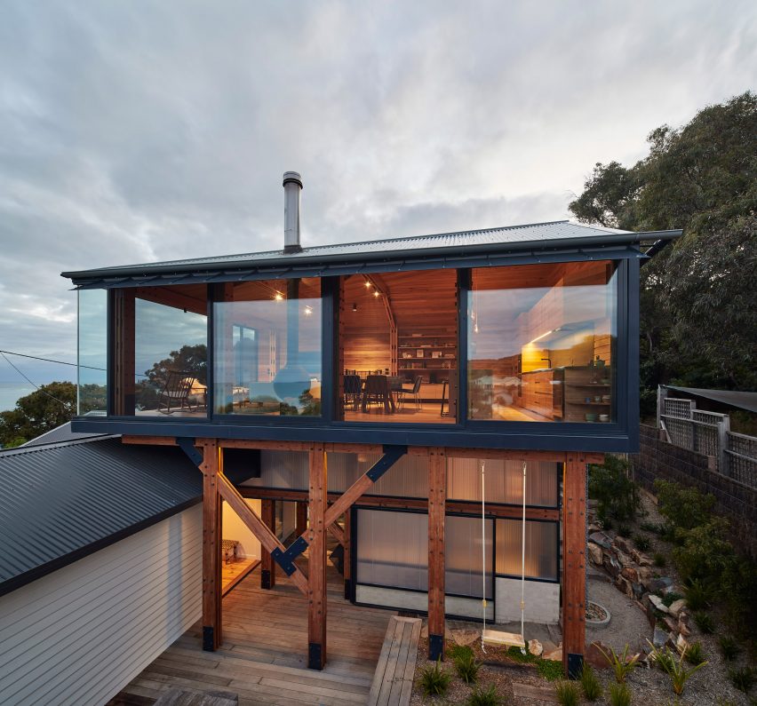 Dorman House in Lorne by Austin Maynard Architects