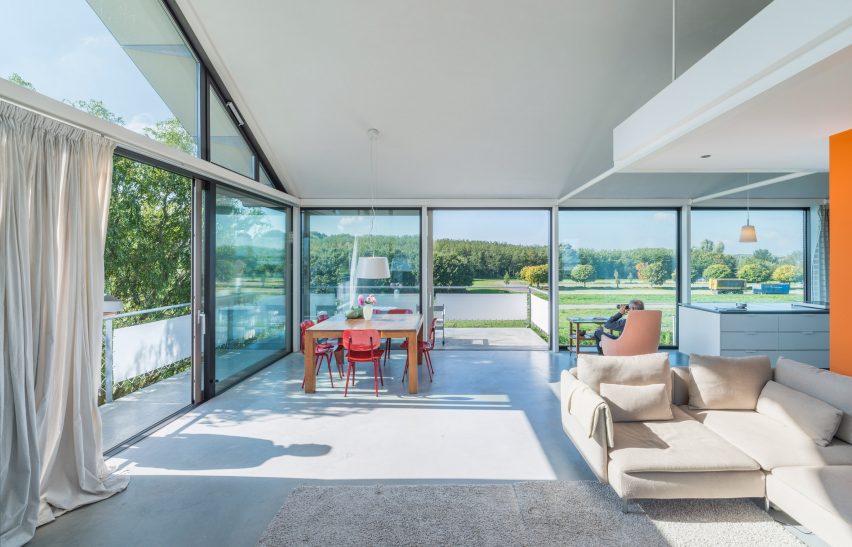 First C2C House in the Netherlands by Arconiko architecten