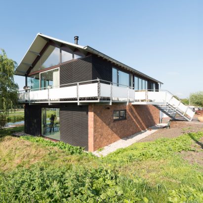 Jouke Post uses Cradle to Cradle principles to build family house in the Netherlands