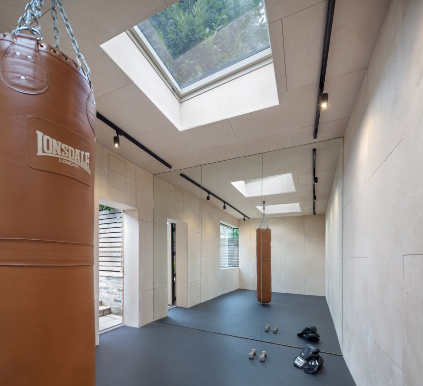 Garden Studio Gym by Eastwest Architecture